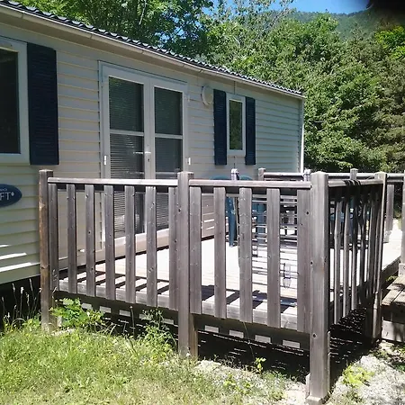 Campsite Camping L'adrech Saint-Andre-les-Alpes